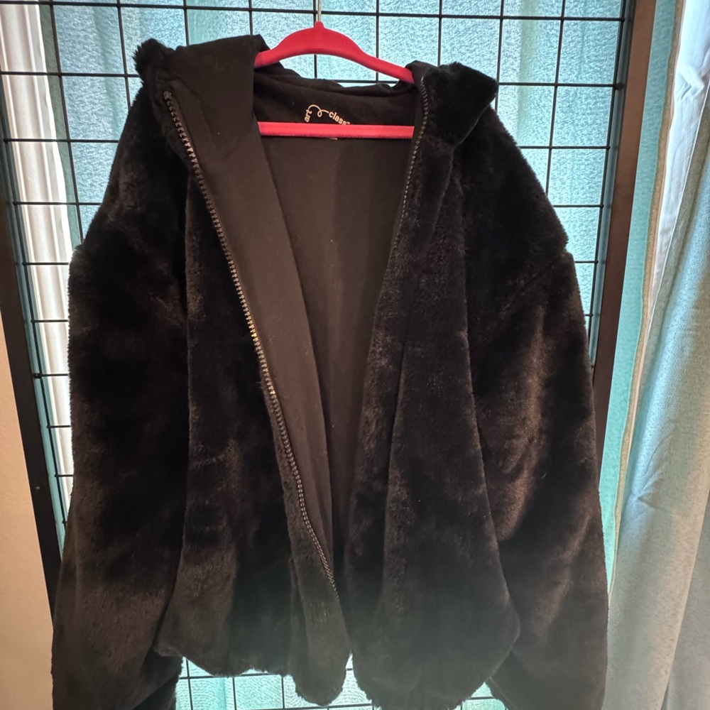 Art Of Class Black Faux Fur Oversized Hooded Cropped Jacket Coat Size L 10/12